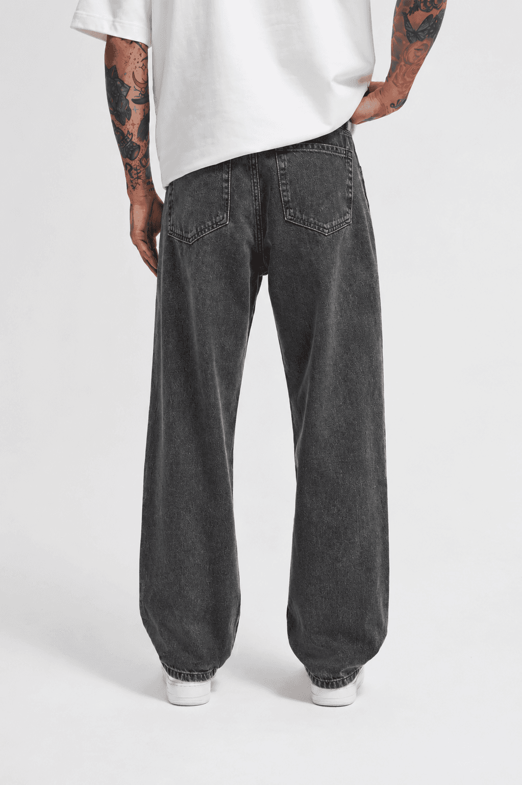 Ice Wash Baggy Denim – Grey