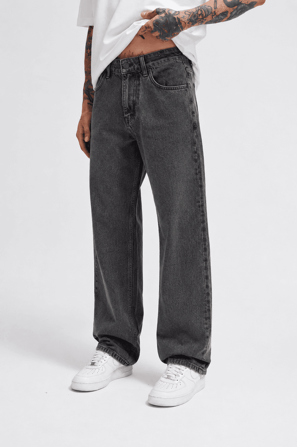 Ice Wash Baggy Denim – Grey